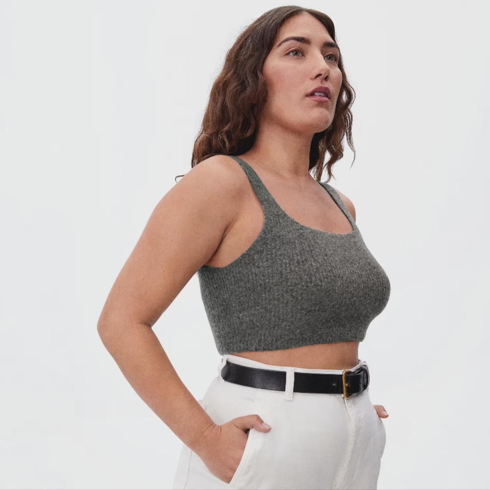 BN Everlane heathered charcoal gray fuzzy cozy wool/yak blend crop tank